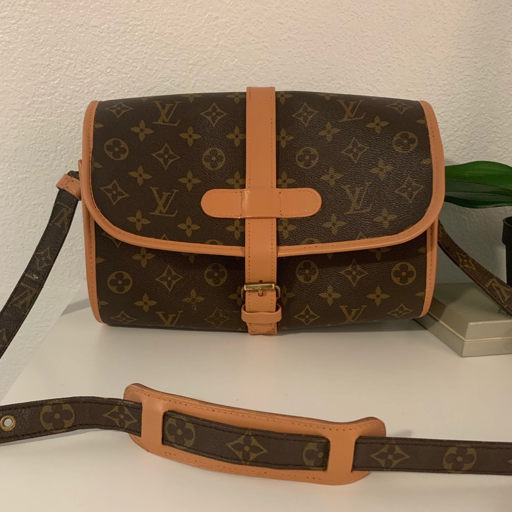 Louis Vuitton marney body bag
